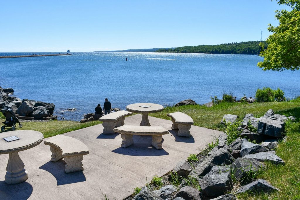 Picnic area on the North Shore, Two Harbors
