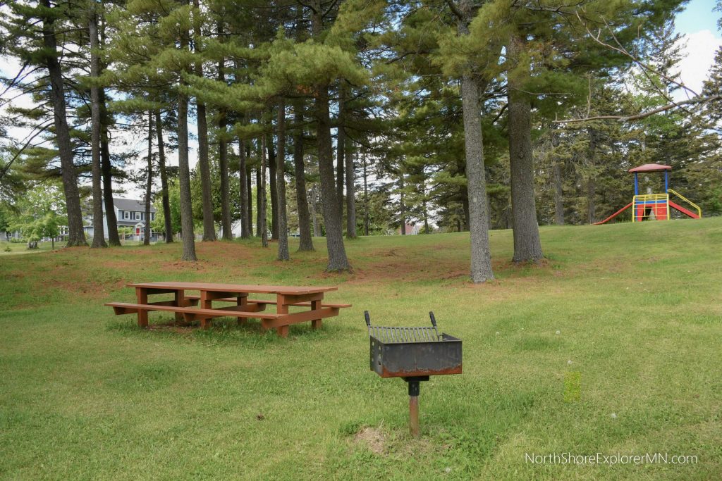 Lakeview Park, Two Harbors, city side