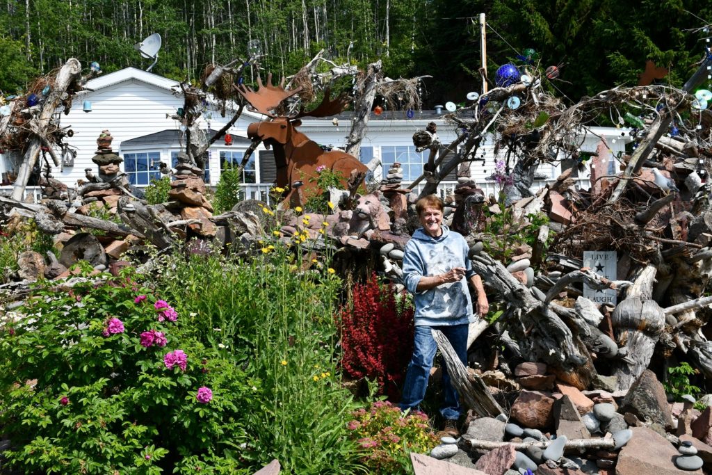 Harmony on 61, roadside art in Hovland, MN