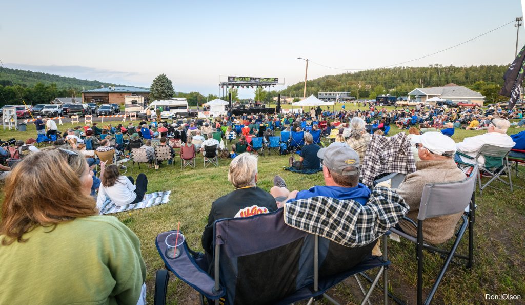 Silver Bay music in the park